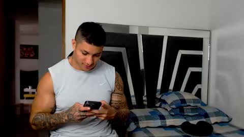 Noah Harris01 online show from 04/12/26, 08:03