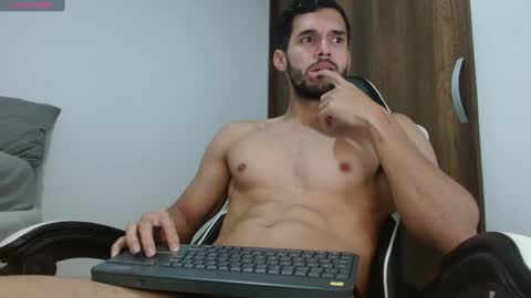 Noah online show from 01/28/25, 10:23