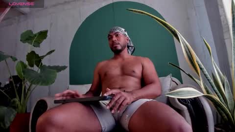 Noah online show from 12/20/25, 04:58