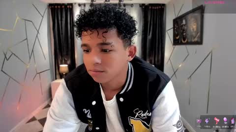 noah_smith04 online show from 02/22/25, 01:57