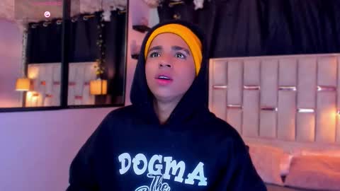 noah_smith04 online show from 11/24/25, 03:12