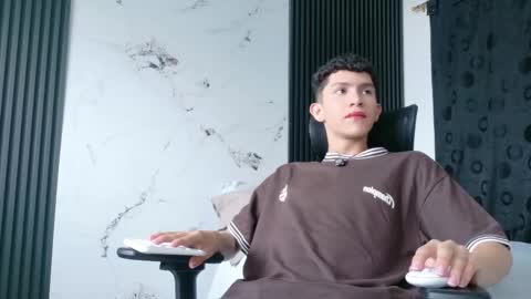 noah tyler  online show from 03/07/26, 07:11