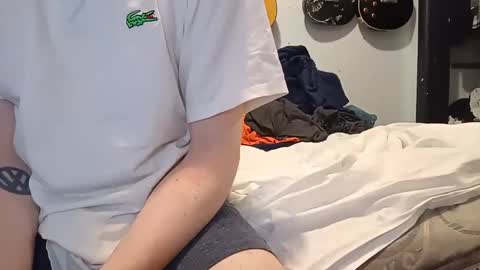 Snapshot of noah_wesley chatting on 03/09/25, 05:44 Noah Wesley online show from 03/09/25, 05:44