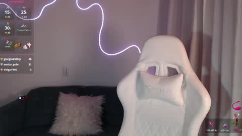 Snapshot of noah_white3 chatting on 05/26/26, 11:12 noah_white3 online show from 05/26/26, 11:12