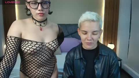 Noah And Gaia online show from 04/13/26, 07:19