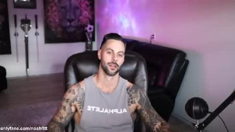 Snapshot of noahfitt chatting on 07/14/26, 02:38 Noah Fitt online show from 07/14/26, 02:38