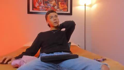 noahh_sky online show from 03/30/26, 03:40