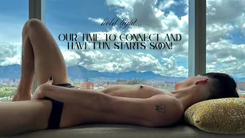 Noah     online show from 09/11/25, 01:49