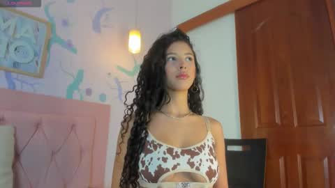 Snapshot of noahperezz chatting on 10/19/25, 02:23 noahperezz online show from 10/19/25, 02:23