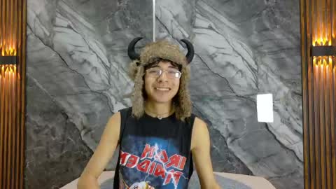    online show from 05/02/26, 11:15
