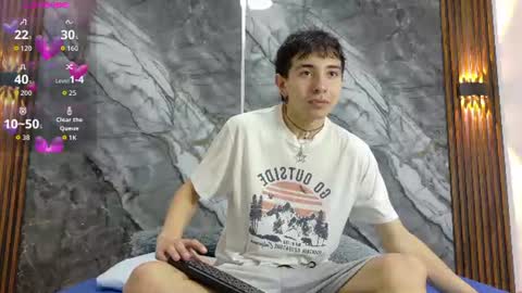 Snapshot of noahwalker__ chatting on 06/29/26, 11:10 online show from 06/29/26, 11:10