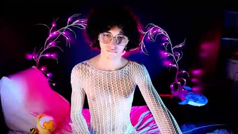 Snapshot of noahxtar chatting on 10/08/25, 08:45 Noah Xtar online show from 10/08/25, 08:45