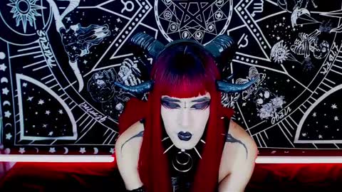 caroline online show from 12/08/24, 03:43