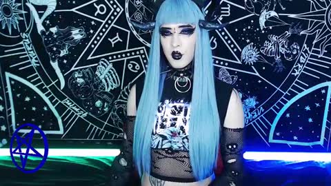 caroline online show from 01/28/25, 08:25