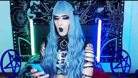 caroline online show from 02/05/25, 05:30