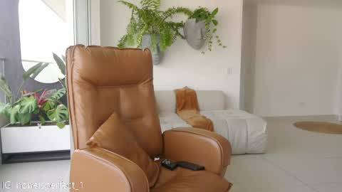 Samantha online show from 04/22/26, 01:01