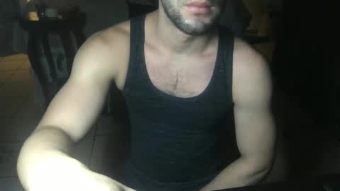 Snapshot of nobudget06 chatting on 01/12/25, 01:37 nobudget06 online show from 01/12/25, 01:37