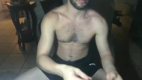 Snapshot of nobudget06 chatting on 01/20/25, 01:39 nobudget06 online show from 01/20/25, 01:39