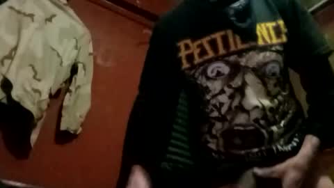 Snapshot of nocturnus1980 chatting on 10/01/25, 06:08 nocturnus1980 online show from 10/01/25, 06:08