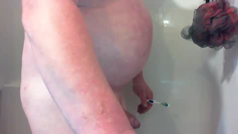 Snapshot of nodak808 chatting on 10/26/25, 12:22 Jonny Coxman online show from 10/26/25, 12:22