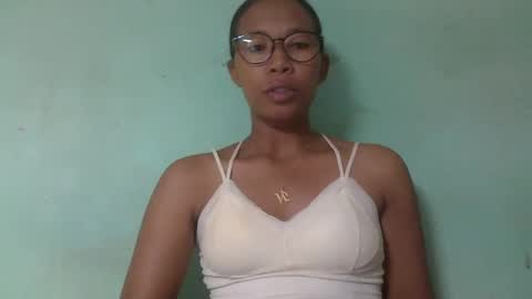 Snapshot of noellah chatting on 03/02/25, 04:28 noellah online show from 03/02/25, 04:28