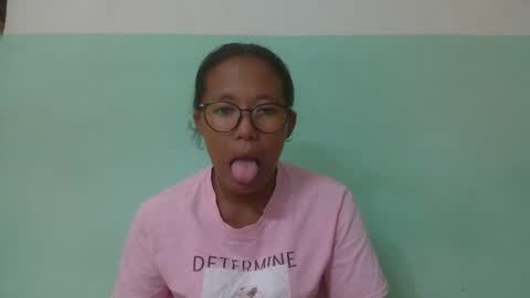 Snapshot of noellah chatting on 03/02/25, 05:14 noellah online show from 03/02/25, 05:14