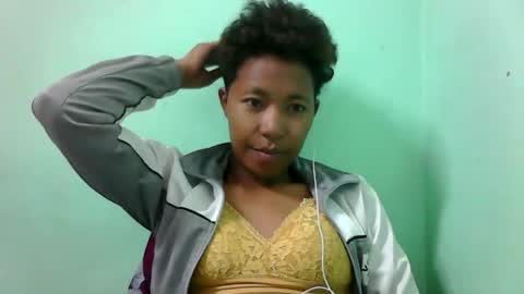 Snapshot of noellah chatting on 09/09/25, 06:13 noellah online show from 09/09/25, 06:13