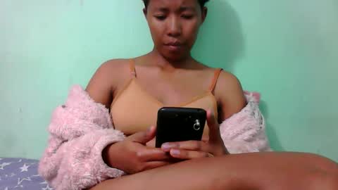 Snapshot of noellah chatting on 09/15/25, 07:36 noellah online show from 09/15/25, 07:36