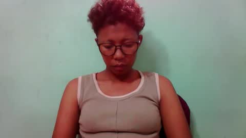 Snapshot of noellah chatting on 09/22/25, 10:39 noellah online show from 09/22/25, 10:39