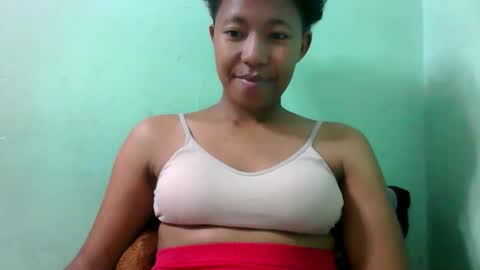 Snapshot of noellah chatting on 09/28/25, 05:24 noellah online show from 09/28/25, 05:24