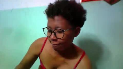 Snapshot of noellah chatting on 09/30/25, 07:35 noellah online show from 09/30/25, 07:35