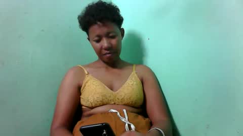 Snapshot of noellah chatting on 09/30/25, 08:36 noellah online show from 09/30/25, 08:36