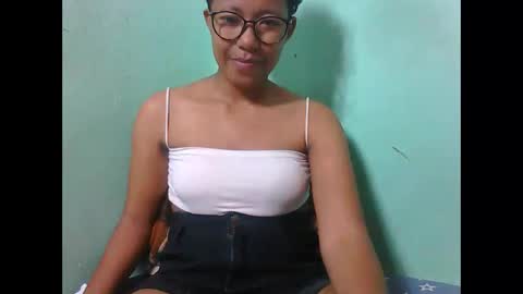 Snapshot of noellah chatting on 10/01/25, 08:53 noellah online show from 10/01/25, 08:53