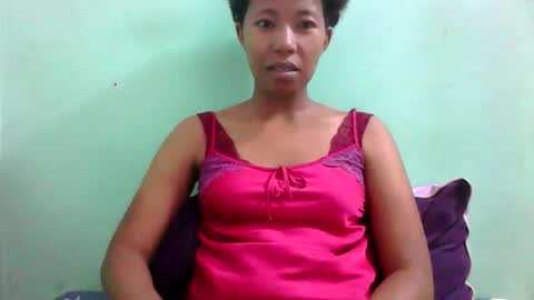 Snapshot of noellah chatting on 10/30/25, 04:36 noellah online show from 10/30/25, 04:36