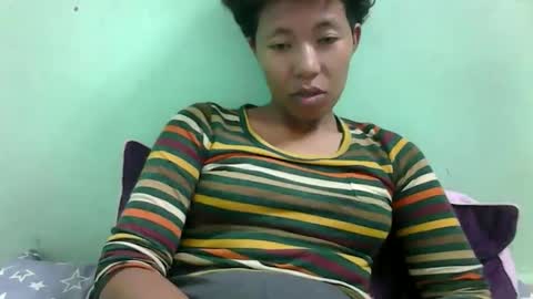 Snapshot of noellah chatting on 10/30/25, 04:41 noellah online show from 10/30/25, 04:41