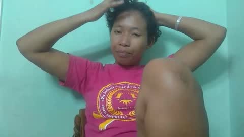 Snapshot of noellah chatting on 12/18/25, 08:31 noellah online show from 12/18/25, 08:31