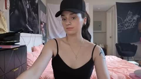 Noelle online show from 06/05/26, 04:24