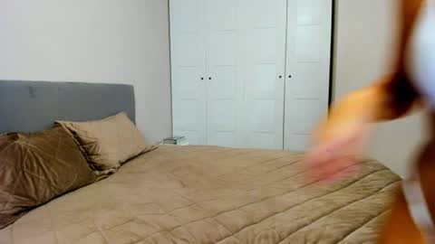 Noelle Natty online show from 07/18/26, 05:11