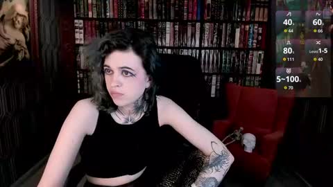 Snapshot of noellegothicshadow chatting on 07/04/26, 12:39 Elly online show from 07/04/26, 12:39