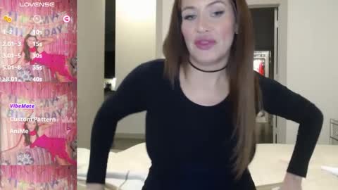 Snapshot of noelles chatting on 12/29/24, 12:23 Noelles online show from 12/29/24, 12:23