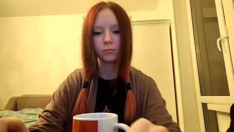 Snapshot of noemileclerc chatting on 02/19/26, 04:03 Lisa online show from 02/19/26, 04:03