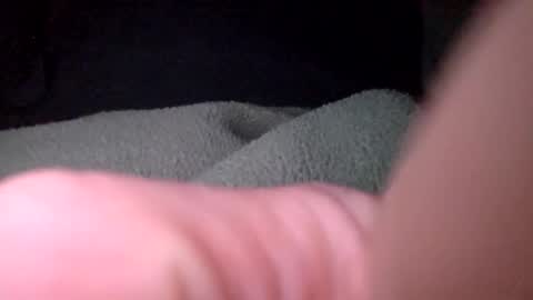 Snapshot of nofacebuilder chatting on 10/19/25, 10:21 nofacebuilder online show from 10/19/25, 10:21