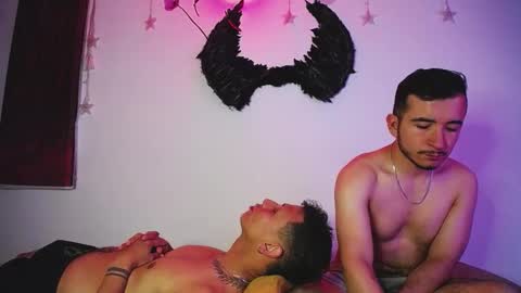 noha_and_iam1 online show from 03/18/26, 12:41