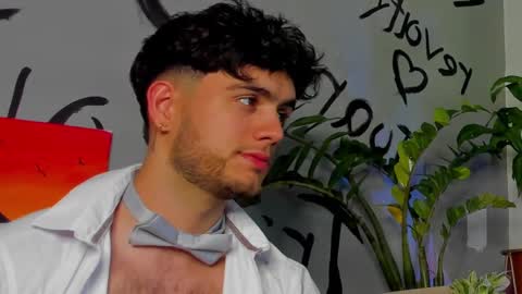 kevin online show from 03/12/25, 01:14