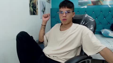 Noha Scott online show from 12/26/24, 06:12