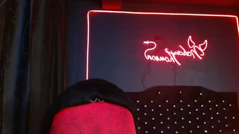 Snapshot of noha_thomson chatting on 05/05/26, 11:35 Noha Thomson online show from 05/05/26, 11:35