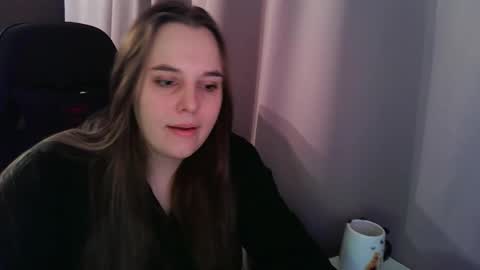 noir_ember_ online show from 10/18/25, 12:39