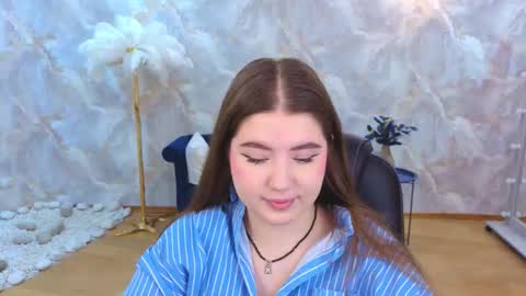 noirwhisper online show from 12/05/25, 06:26