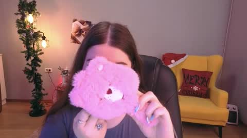 noirwhisper online show from 12/14/25, 06:23