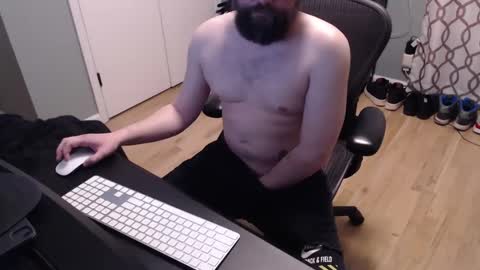 Snapshot of nojoke22 chatting on 03/05/25, 02:46 Nojoke online show from 03/05/25, 02:46